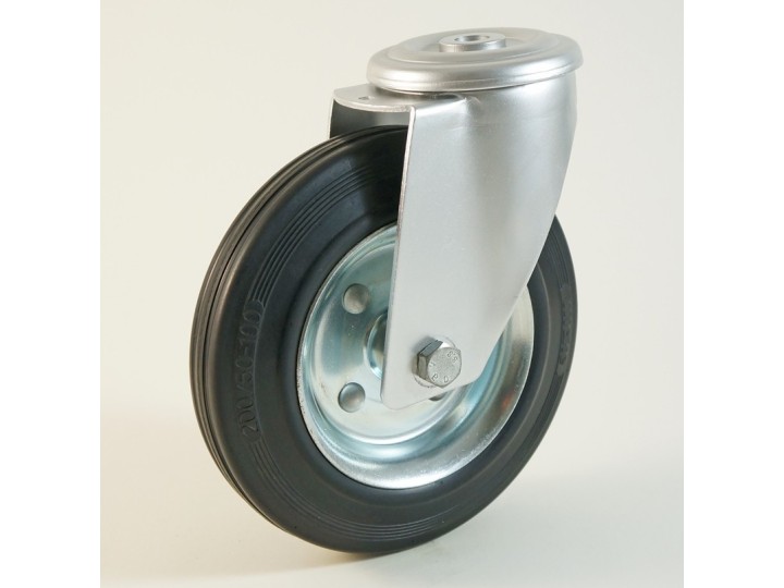 Roulette à trou central, roue à bandage caoutchouc noir corps tôle CU 50 à 205 Kg