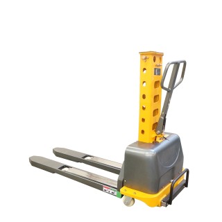 Gerbeur embarqué semi-électrique, charge 500 Kg, levée 800 mm