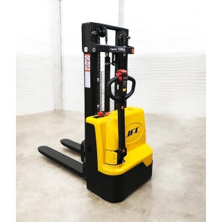 Gerbeur tout électrique, charge 1500 Kg, levée 2500 mm