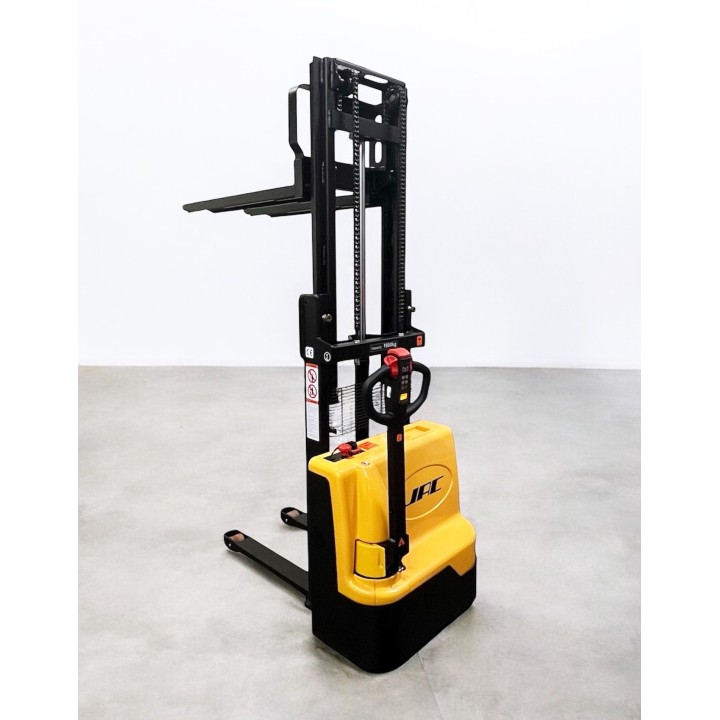 Gerbeur tout électrique, charge 1500 Kg, levée 2000 mm