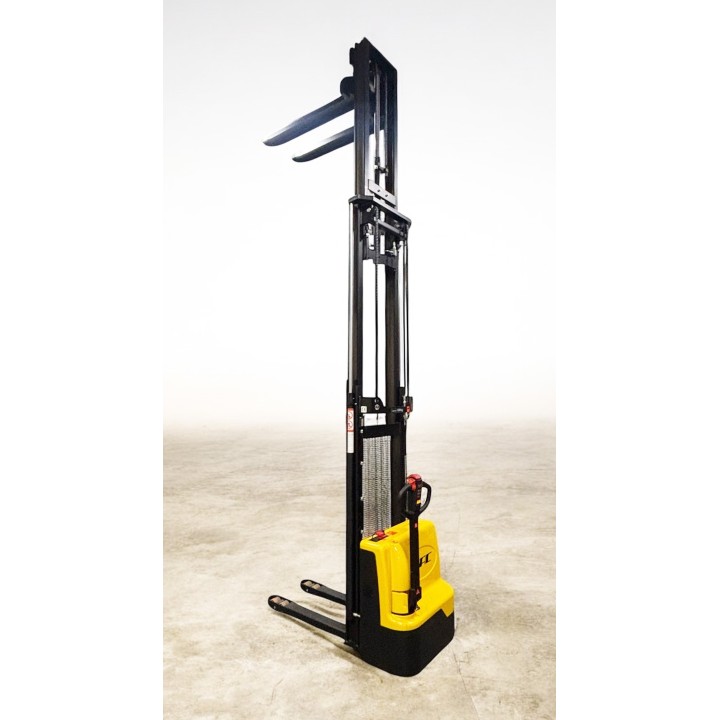 Gerbeur tout électrique, charge 1500 Kg, levée 4500 mm, avec levée libre