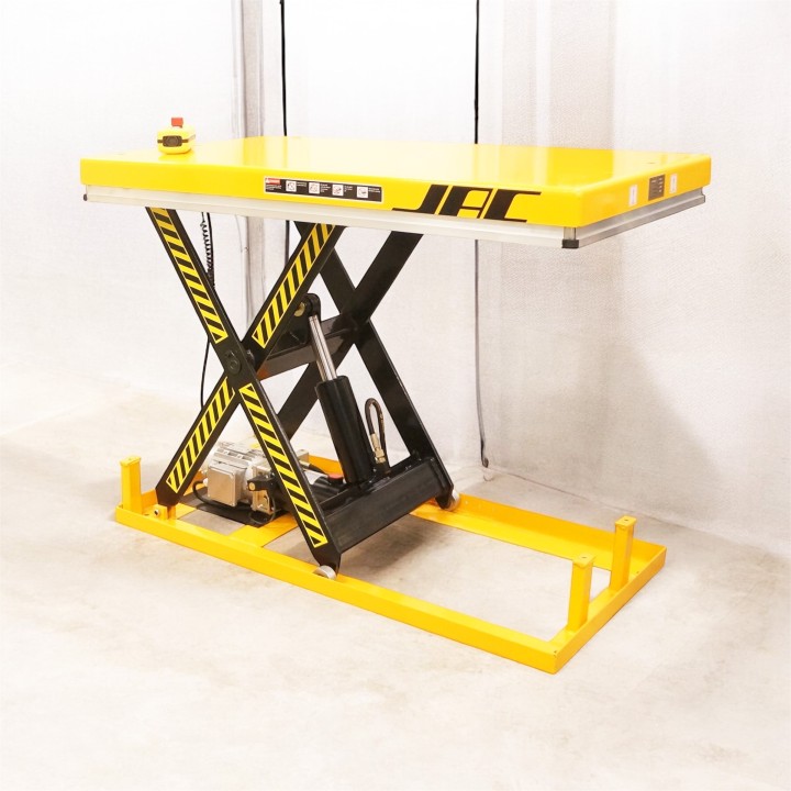 Table élévatrice fixe, levée électrique, charge 500 Kg, plateau pour palettes 1300 x 800 mm, série HIW.