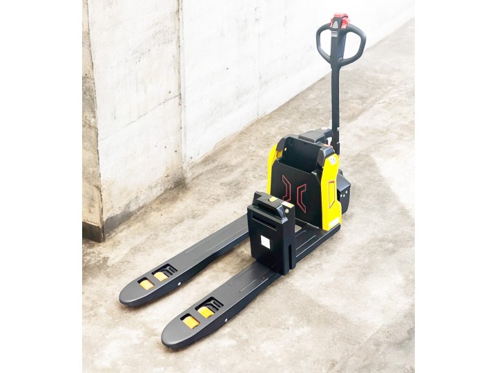 Transpalette tout électrique compact, charge 1500 Kg
