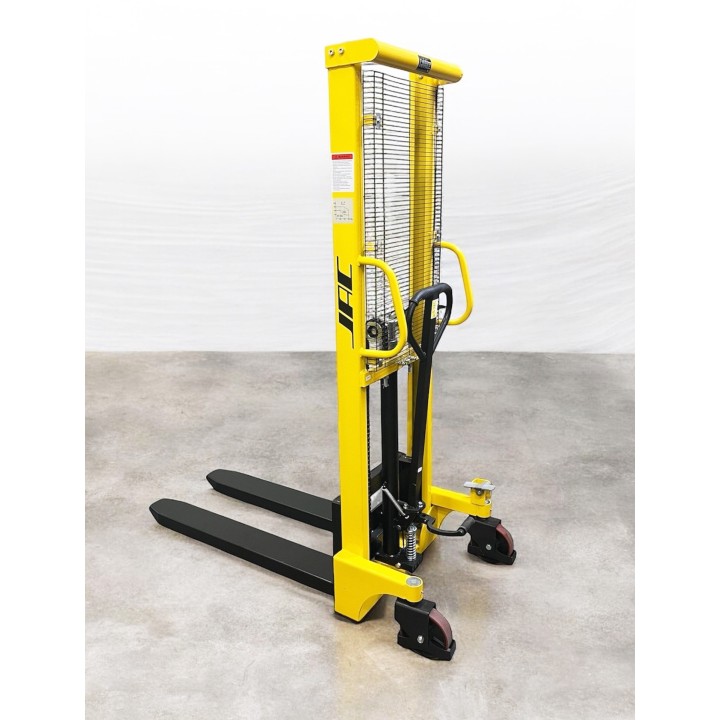 Gerbeur manuel, levée 1600 mm, charges 1500 Kg, fourches fixes.