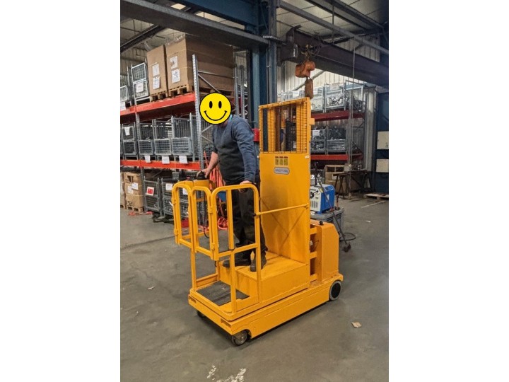 Plate-forme de travail tout électrique pour picking ,en hauteur occasion